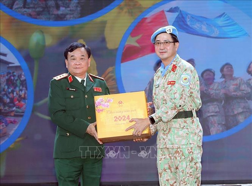 Hành trình vì hòa bình của những người lính mũ nồi xanh - 4 Hành trình vì hòa bình của những người lính mũ nồi xanh - 4