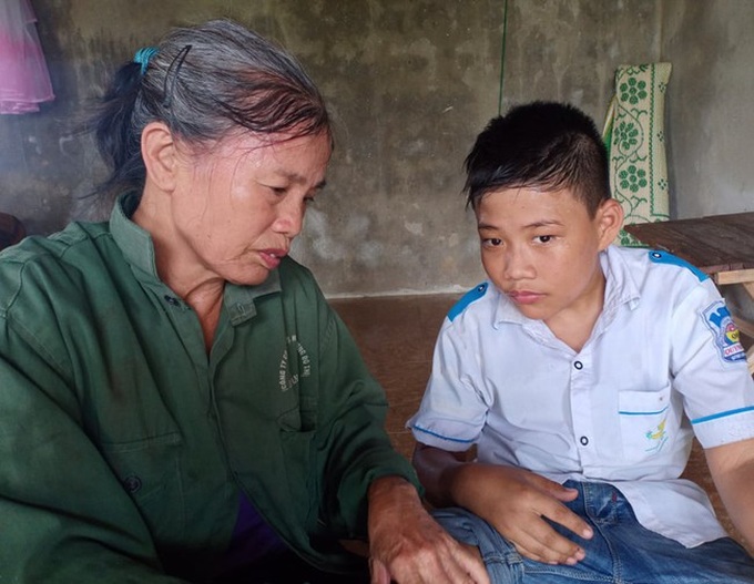 Nghiệt ngã cảnh đời góa phụ có chồng và 2 người con đều mất vì tai nạn giao thông, nuôi cháu mồ côi, khuyết tật - Ảnh 9. Nghiệt ngã cảnh đời góa phụ có chồng và 2 người con đều mất vì tai nạn giao thông, nuôi cháu mồ côi, khuyết tật - Ảnh 9.