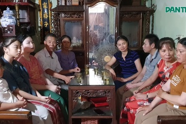 Bạn đọc Dân trí thắp ngọn lửa hy vọng khi cả gia đình đang bế tắc