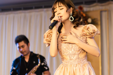 Ca sĩ Lâm Nguyệt Ánh áp lực khi theo đuổi dòng nhạc xưa