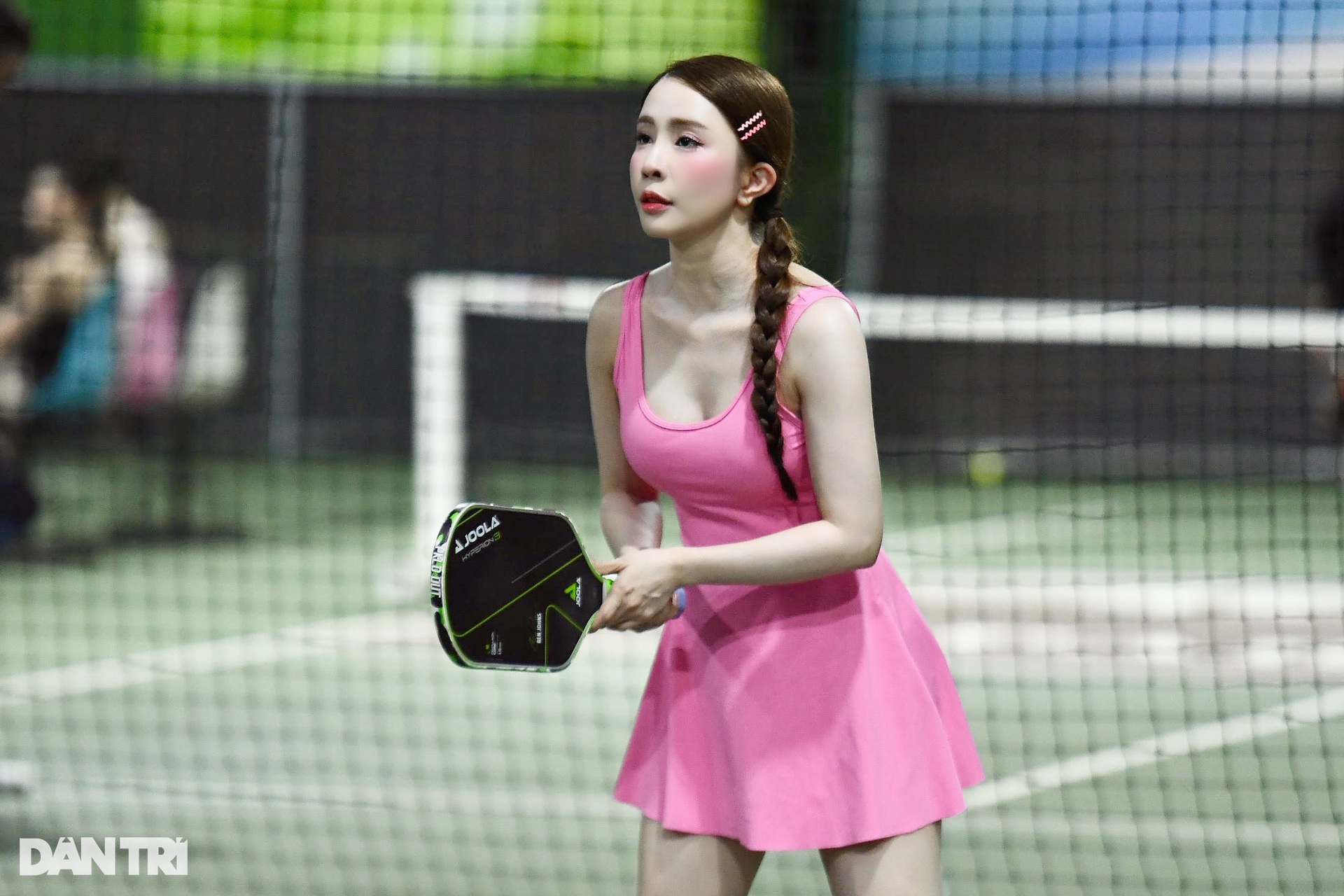 Vietnamese stars excitedly practice before Dan Tri newspaper's pickleball tournament - 16 Dàn sao Việt hào hứng luyện tập trước giải pickleball của báo Dân trí - 16