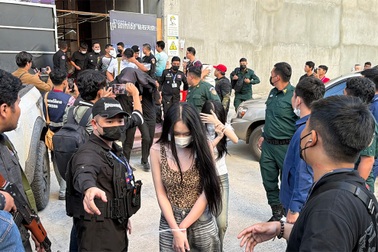 Campuchia đột kích hộp đêm, bắt 257 người, có công dân Việt Nam