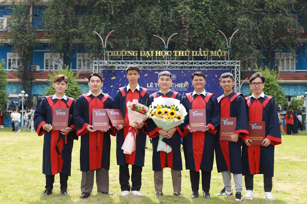Trường Đại học Thủ Dầu Một tuyển sinh 40 ngành với 4 phương thức xét tuyển - 4 Trường Đại học Thủ Dầu Một tuyển sinh 40 ngành với 4 phương thức xét tuyển - 4