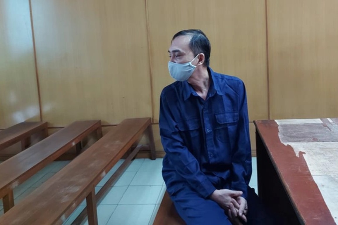 Giám đốc công ty hầu tòa vì buôn lậu đồ chơi người lớn - 1