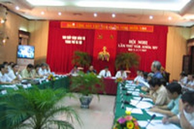 “Được mùa” tăng trưởng, “thất bát” tiến độ công trình trọng điểm