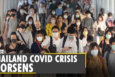 Thái Lan đưa người mắc Covid-19 rời Bangkok bằng tàu