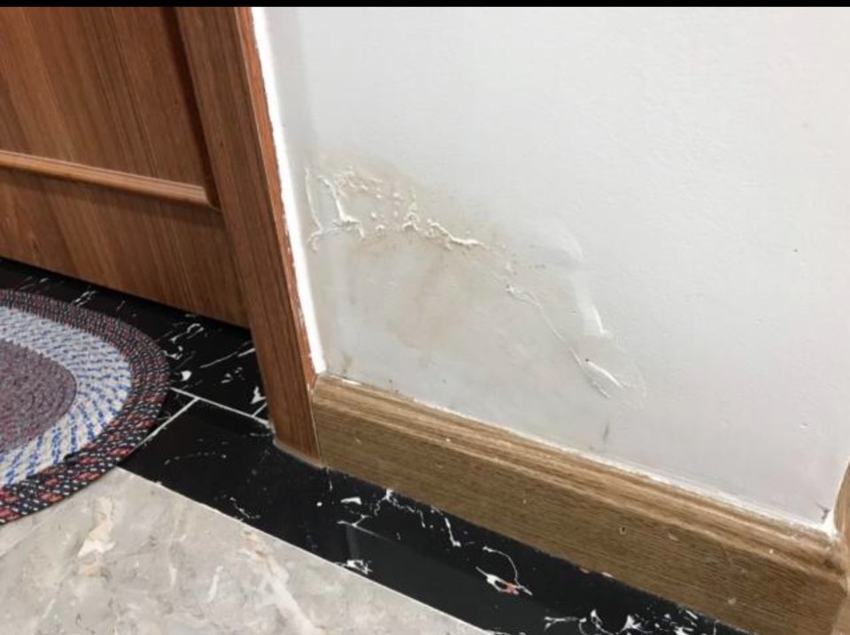 Bỏ tiền tỷ, cư dân bức xúc vì mua sự bực mình tại dự án Iris Garden - 2 Bỏ tiền tỷ, cư dân bức xúc vì mua sự bực mình tại dự án Iris Garden - 2