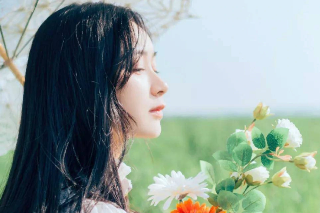 Vợ ngoại tình tinh vi vẫn lộ sơ hở từ một cuộc điện thoại với chồng - 1 Vợ ngoại tình tinh vi vẫn lộ sơ hở từ một cuộc điện thoại với chồng - 1