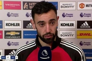 Bruno Fernandes sốc trước tin HLV Michael Carrick rời Man Utd