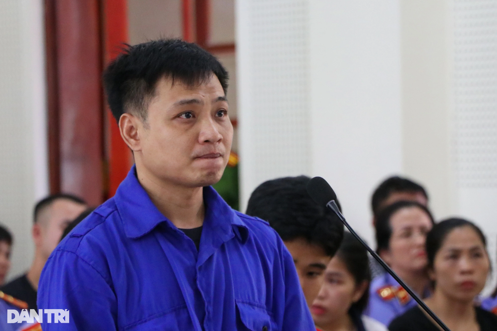 Tài xế xe tải tông chết 3 mẹ con nghẹn ngào nói lời xin lỗi - 3 Tài xế xe tải tông chết 3 mẹ con nghẹn ngào nói lời xin lỗi - 3
