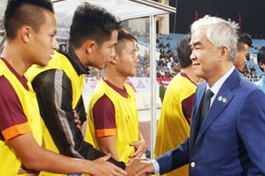 Phát biểu gây sốc của HLV Miura và thực trạng bóng đá Việt Nam