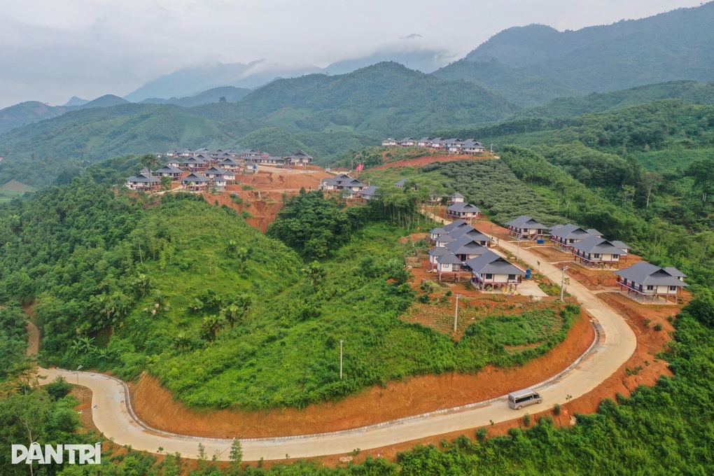 Tưởng niệm một năm ngày mất của 67 nạn nhân trong thảm họa Làng Nủ - 2