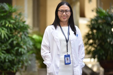 Nữ giáo sư trẻ nhất 2025: “Tôi chỉ từng mơ làm cô giáo Vật lý”