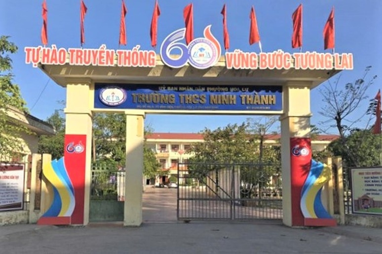 Hiệu phó cùng giáo viên dạy thêm "chui" trong trường vào ban đêm