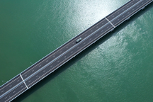 Móng Cái hút khách nhờ cao tốc, Quảng Ninh bứt tốc nhờ hạ tầng