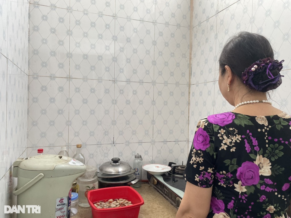 Không có 2,5 triệu đồng lương hưu tôi biết xoay xở ra sao? - 2 Không có 2,5 triệu đồng lương hưu tôi biết xoay xở ra sao? - 2