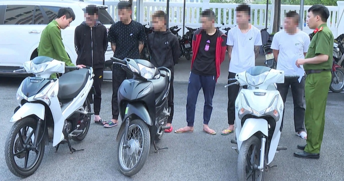 Triệu tập nhóm thanh niên chạy xe gây náo loạn đường phố