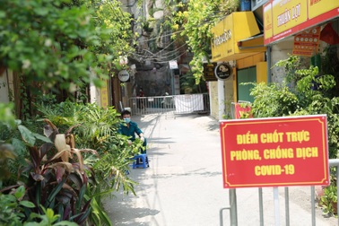 Hà Nội phong tỏa nhiều địa điểm liên quan các ca dương tính với SARS-CoV-2