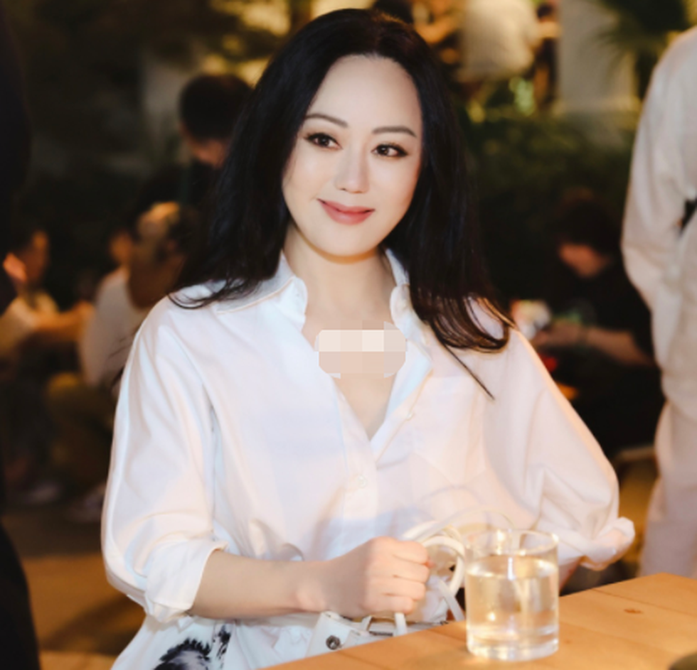 Nguyên mẫu Câu chuyện Hoa Hồng: Mỹ nhân khiến 2 đại gia phá sản - 2 Nguyên mẫu Câu chuyện Hoa Hồng: Mỹ nhân khiến 2 đại gia phá sản - 2