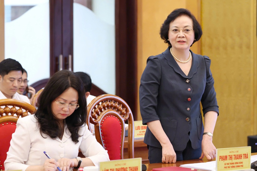 Phó Thủ tướng: “Chính phủ sẽ quan tâm hơn cơ chế truyền thông chính sách” - 1 Phó Thủ tướng: “Chính phủ sẽ quan tâm hơn cơ chế truyền thông chính sách” - 1