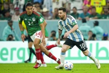 Tỏa sáng trước Mexico, Messi khen ngợi đàn em Fernandez