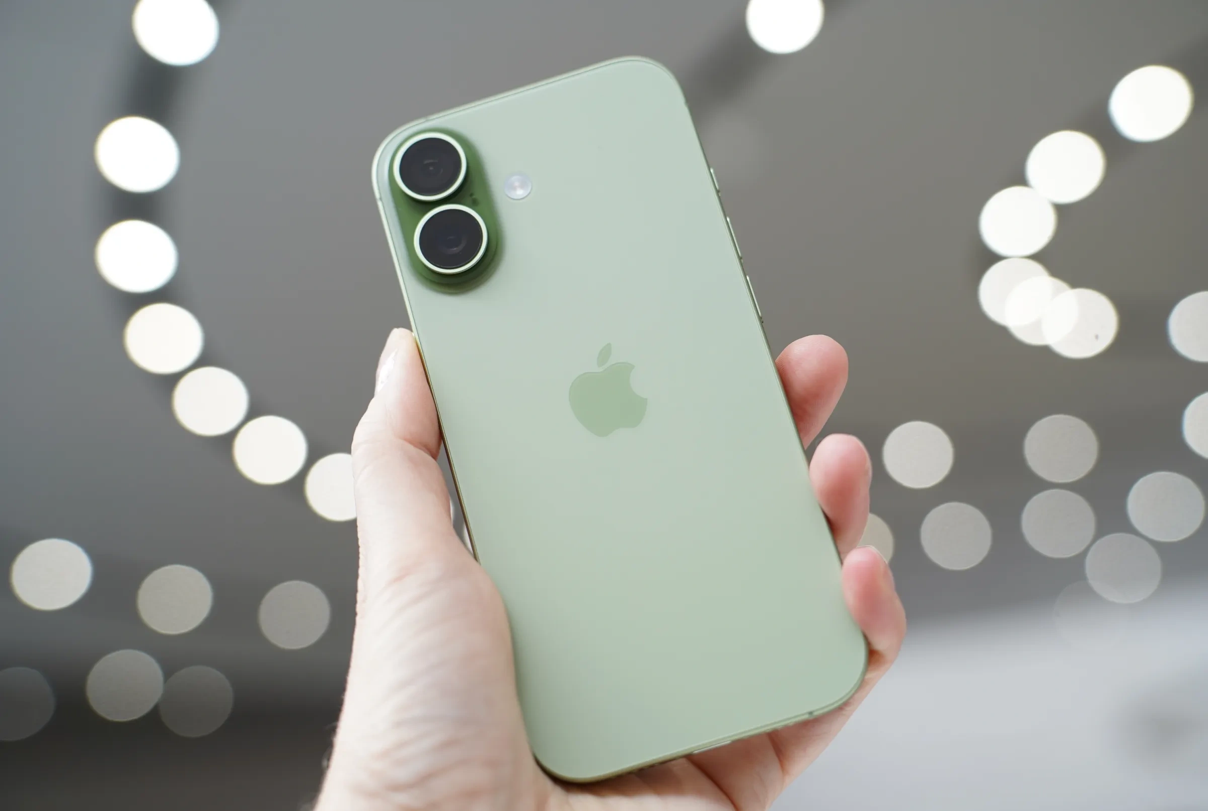 ការជ្រើសរើសទិញ iPhone Air និង iPhone 17 ស៊េរី - តើកំណែមួយណាដែលសាកសមនឹងអ្នក? - ៤ Chọn mua iPhone Air và loạt iPhone 17 - Phiên bản nào phù hợp với bạn? - 4