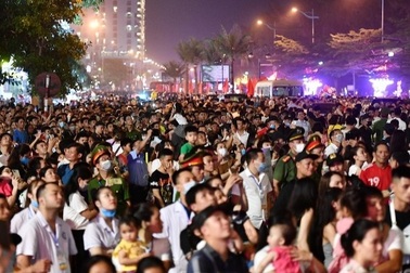 Dừng 2 lễ hội du lịch biển, dành tiền mua vật tư phòng chống Covid-19