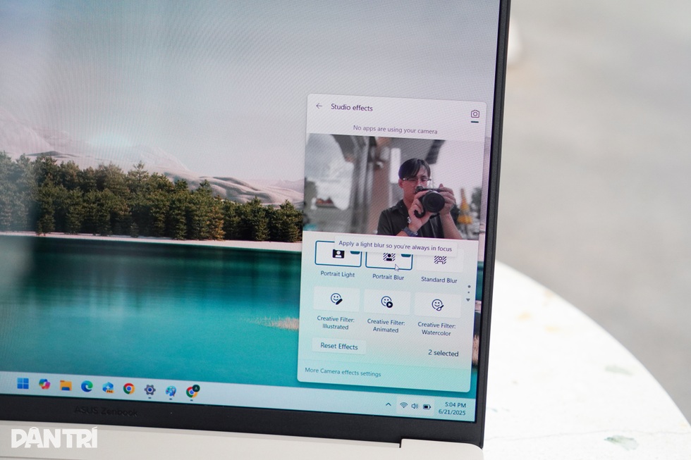 Đánh giá Asus Zenbook A14: Laptop AI chạy chip Snapdragon X sẽ dành cho ai? - 18 Đánh giá Asus Zenbook A14: Laptop AI chạy chip Snapdragon X sẽ dành cho ai? - 18