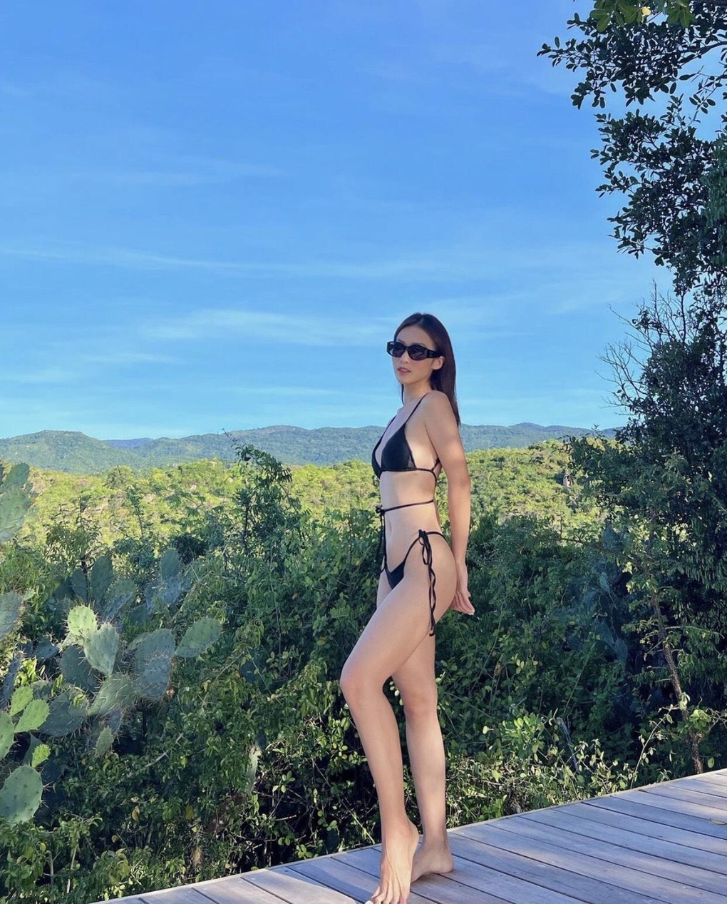 Thanh Hương và loạt mỹ nhân màn ảnh Việt khoe vóc dáng bốc lửa với bikini - 4 Thanh Hương và loạt mỹ nhân màn ảnh Việt khoe vóc dáng bốc lửa với bikini - 4
