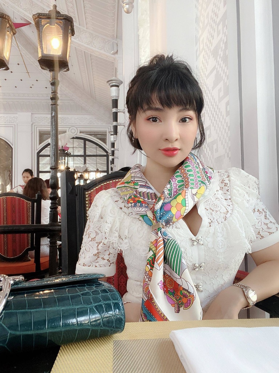 Ca sĩ Vân Nguyễn từng trầm cảm, ở ẩn khi lấy chồng doanh nhân người Nhật - 3 Ca sĩ Vân Nguyễn từng trầm cảm, ở ẩn khi lấy chồng doanh nhân người Nhật - 3