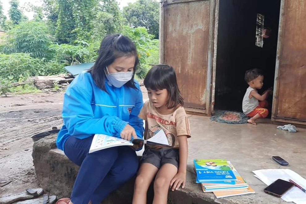 Nhận điện thoại học trực tuyến: Đây là tài sản lớn nhất của gia đình em - 5 Nhận điện thoại học trực tuyến: Đây là tài sản lớn nhất của gia đình em - 5