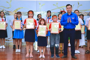 Gần 15.000 thiếu nhi thi tìm hiểu về văn hóa, lịch sử của đất nước