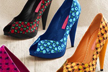 BST giày nữ tính của Victoria’s Secret