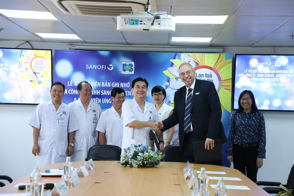 Hợp tác triển khai một số hoạt động trong lĩnh vực điều trị ung thư năm 2020 - 5
