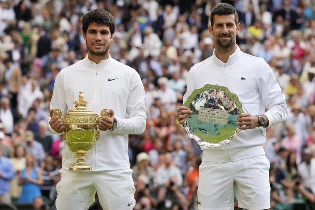 Djokovic và Alcaraz hẹn quyết đấu ở chung kết Paris Masters 2023 - 1 Djokovic và Alcaraz hẹn quyết đấu ở chung kết Paris Masters 2023 - 1