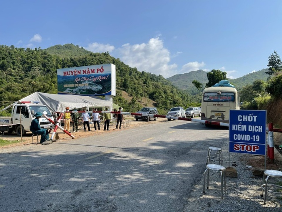Điện Biên có thêm 4 ca dương tính với SARS-CoV-2 - 1 Điện Biên có thêm 4 ca dương tính với SARS-CoV-2 - 1
