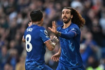 Chelsea giành vị trí dự Champions League của Man City