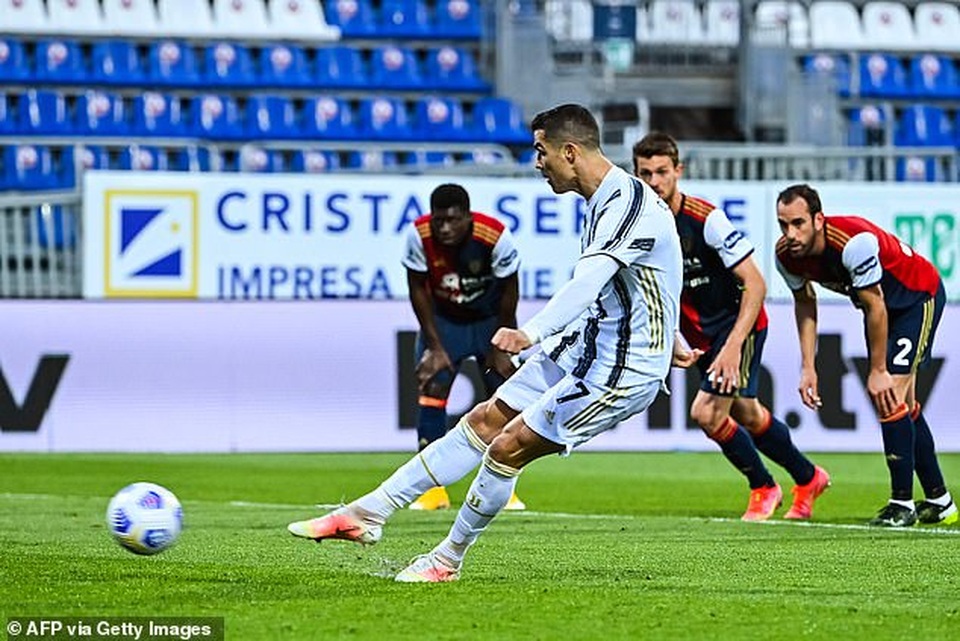 C.Ronaldo lập hat-trick chớp nhoáng, Juventus đại thắng rực rỡ - 3 C.Ronaldo lập hat-trick chớp nhoáng, Juventus đại thắng rực rỡ - 3