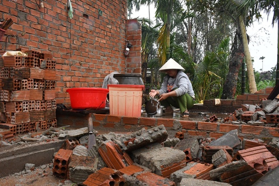 Bạn đọc Dân trí hỗ trợ Bạn đọc Dân trí hỗ trợ