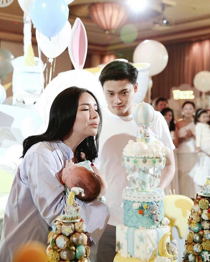 Cảnh sống trái ngược của cặp bạn thân ái nữ tỷ phú đình đám châu Á một thời: Người có con nhưng chưa từng đám cưới, kẻ hôn lễ xa hoa lại vẫn sống kiểu vợ chồng son chưa con cái - Ảnh 7. Cảnh sống trái ngược của cặp bạn thân ái nữ tỷ phú đình đám châu Á một thời: Người có con nhưng chưa từng đám cưới, kẻ hôn lễ xa hoa lại vẫn sống kiểu vợ chồng son chưa con cái - Ảnh 7.