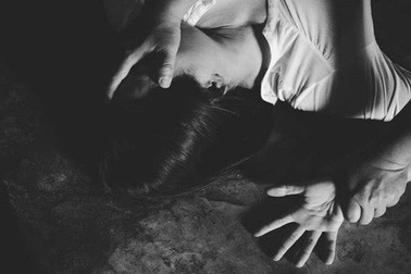 Bắt 2 “yêu râu xanh” hiếp dâm người khuyết tật