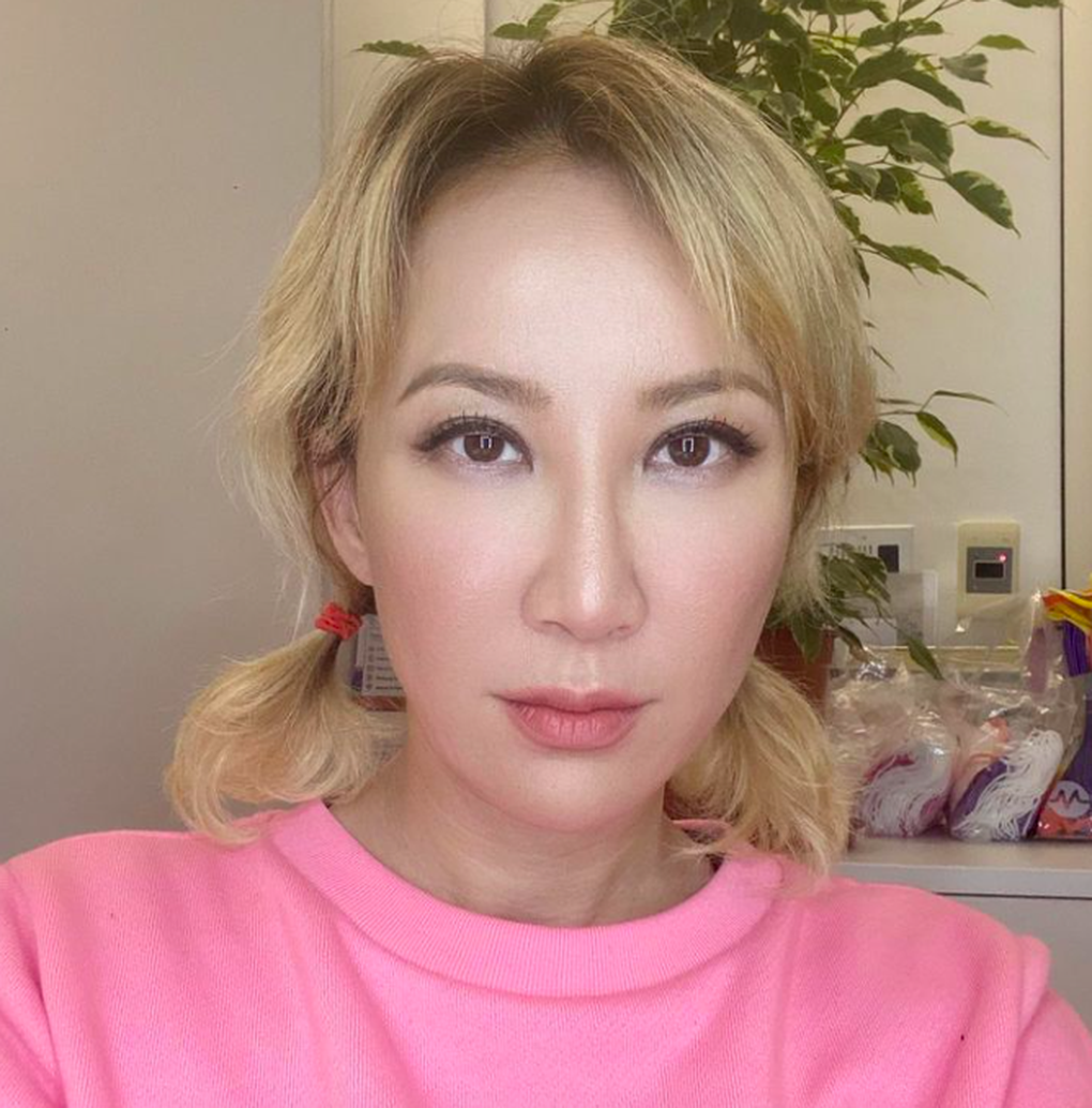 Góc khuất bất hạnh của Coco Lee: Trầm cảm nặng, hôn nhân rạn nứt - 5 Góc khuất bất hạnh của Coco Lee: Trầm cảm nặng, hôn nhân rạn nứt - 5