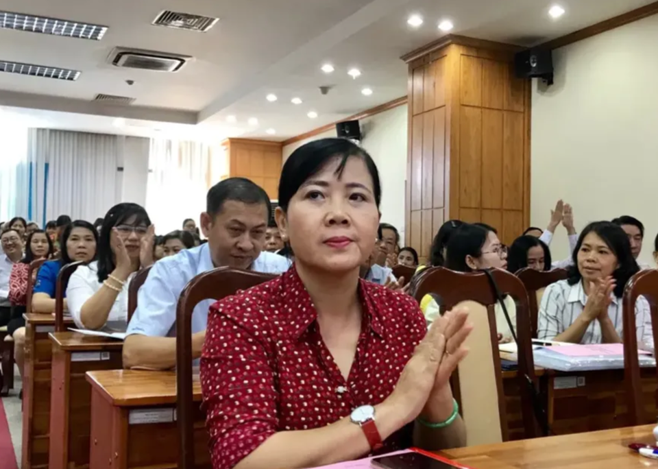 Cần 21 giáo viên tiếng Anh, tuyển được 1 rồi... nghỉ! - 1 Cần 21 giáo viên tiếng Anh, tuyển được 1 rồi... nghỉ! - 1