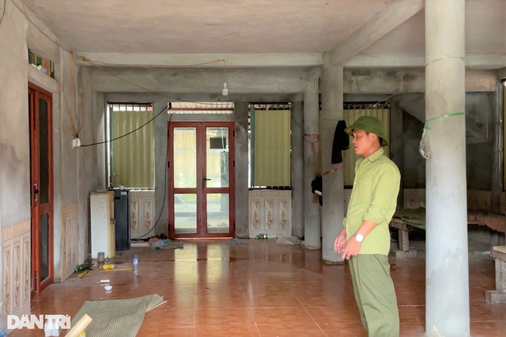 Xóm chạy sạt lở ở Hòa Bình - 2 Xóm chạy sạt lở ở Hòa Bình - 2
