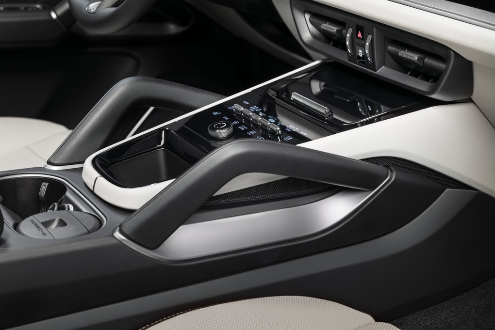 Porsche Cayenne 2024 lại có bản S với động cơ V8, thay đổi toàn diện - 5 Porsche Cayenne 2024 lại có bản S với động cơ V8, thay đổi toàn diện - 5