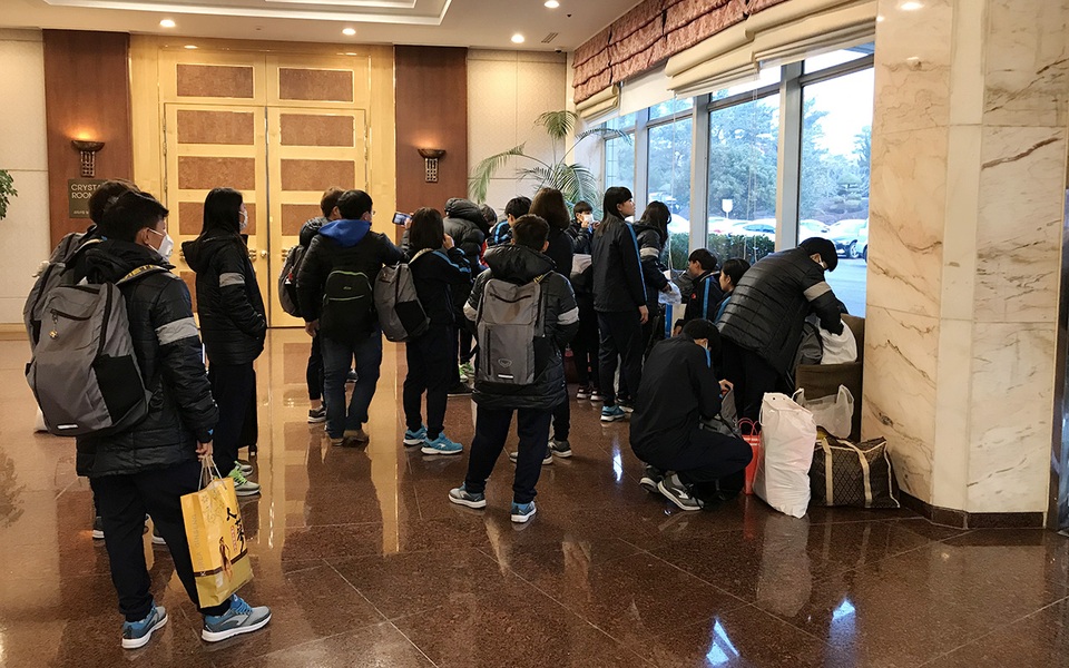 Đội tuyển nữ Việt Nam về nước sau thành công tại vòng loại Olympic - 4 Đội tuyển nữ Việt Nam về nước sau thành công tại vòng loại Olympic - 4