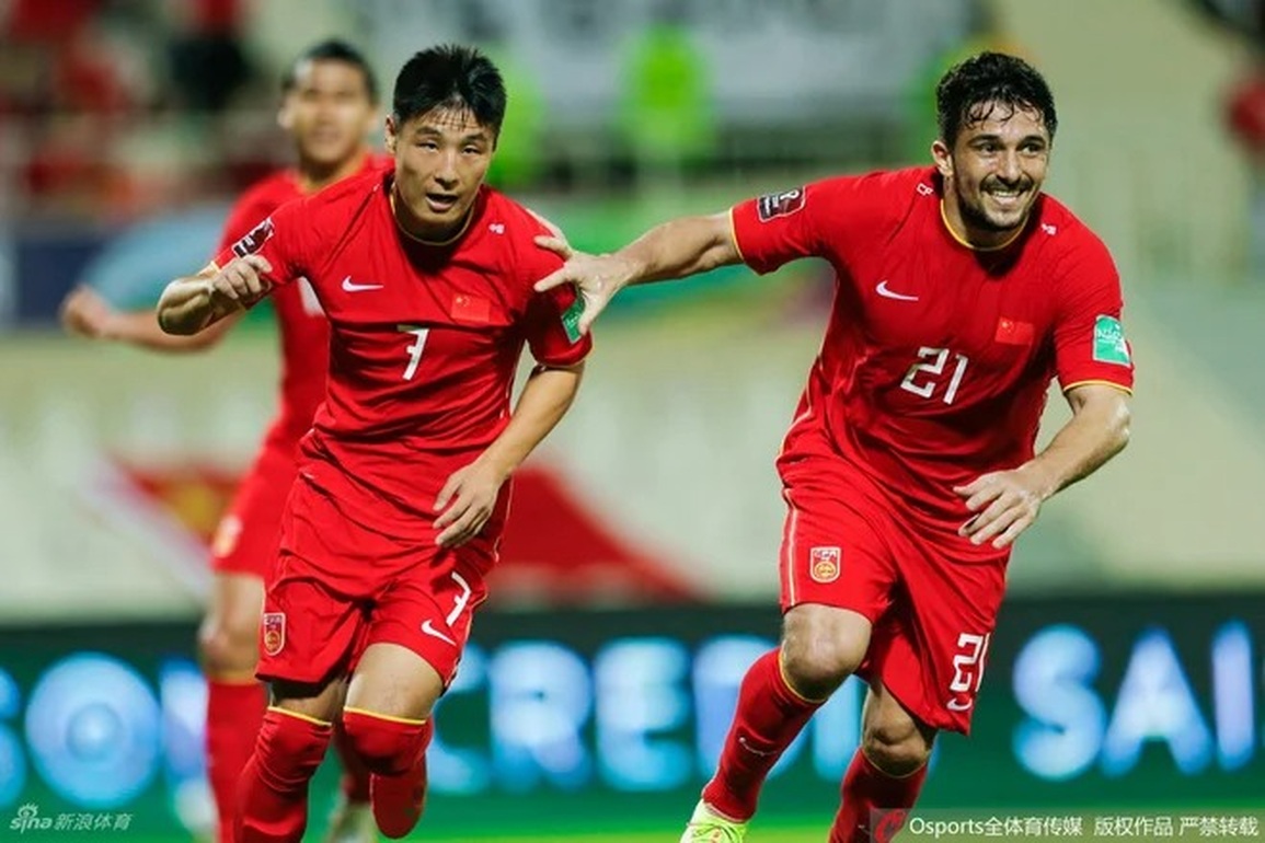 Đội tuyển Trung Quốc vỡ mộng chiêu mộ HLV nổi tiếng người Đức - 2 Đội tuyển Trung Quốc vỡ mộng chiêu mộ HLV nổi tiếng người Đức - 2