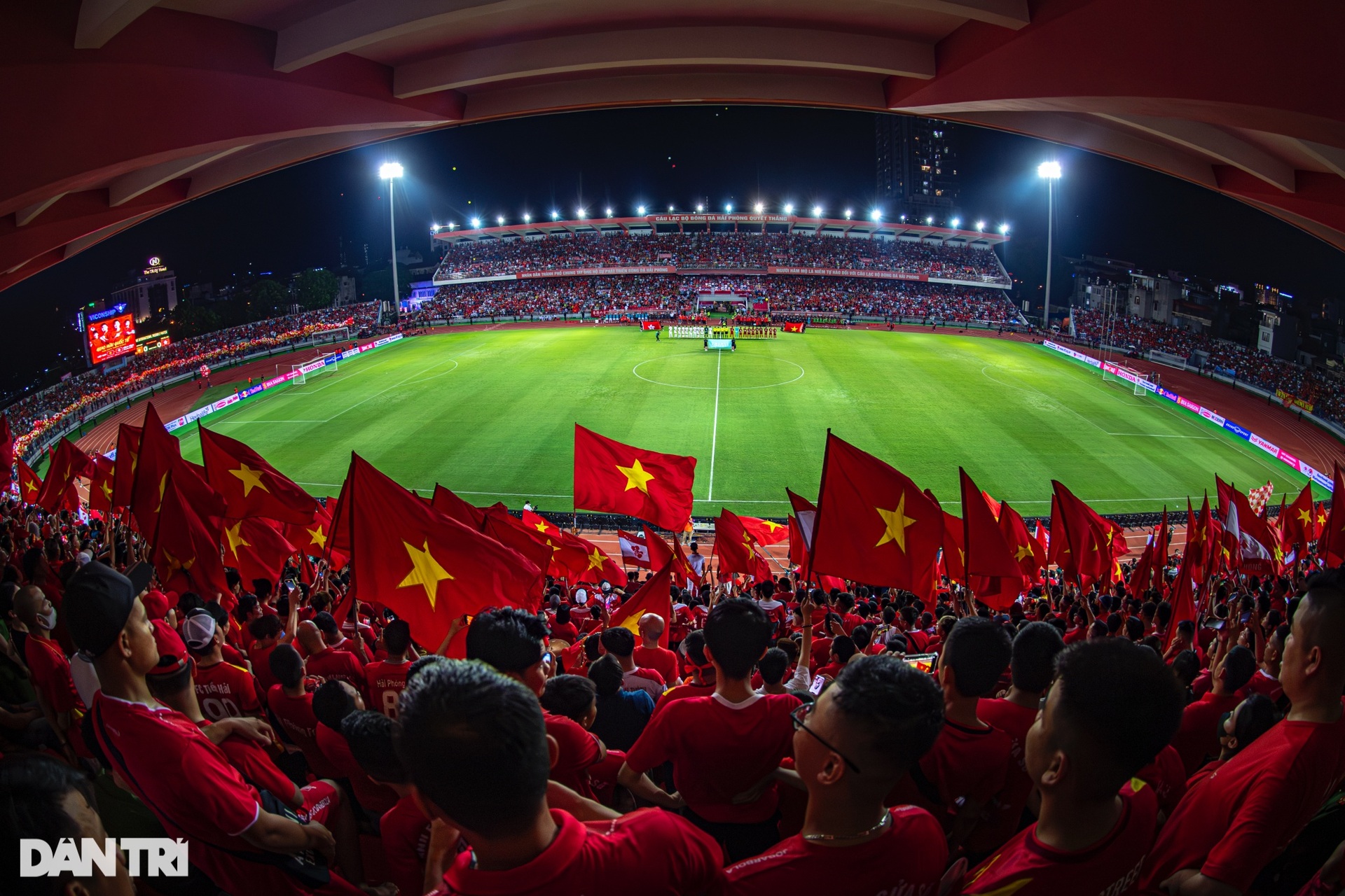 Màn trình diễn của Quang Hải trong ngày HLV Troussier ra mắt - 2