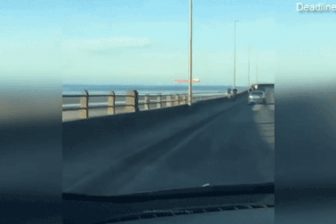 Video con thuyền bay lơ lửng trên mặt biển gây hoang mang dư luận