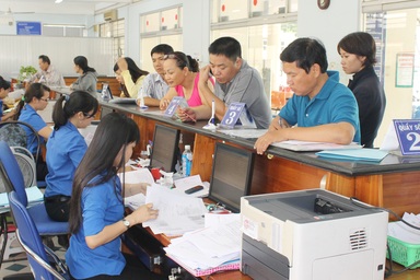 Hà Nội khuyến cáo công chức không xăm hình, không mặc váy ngắn